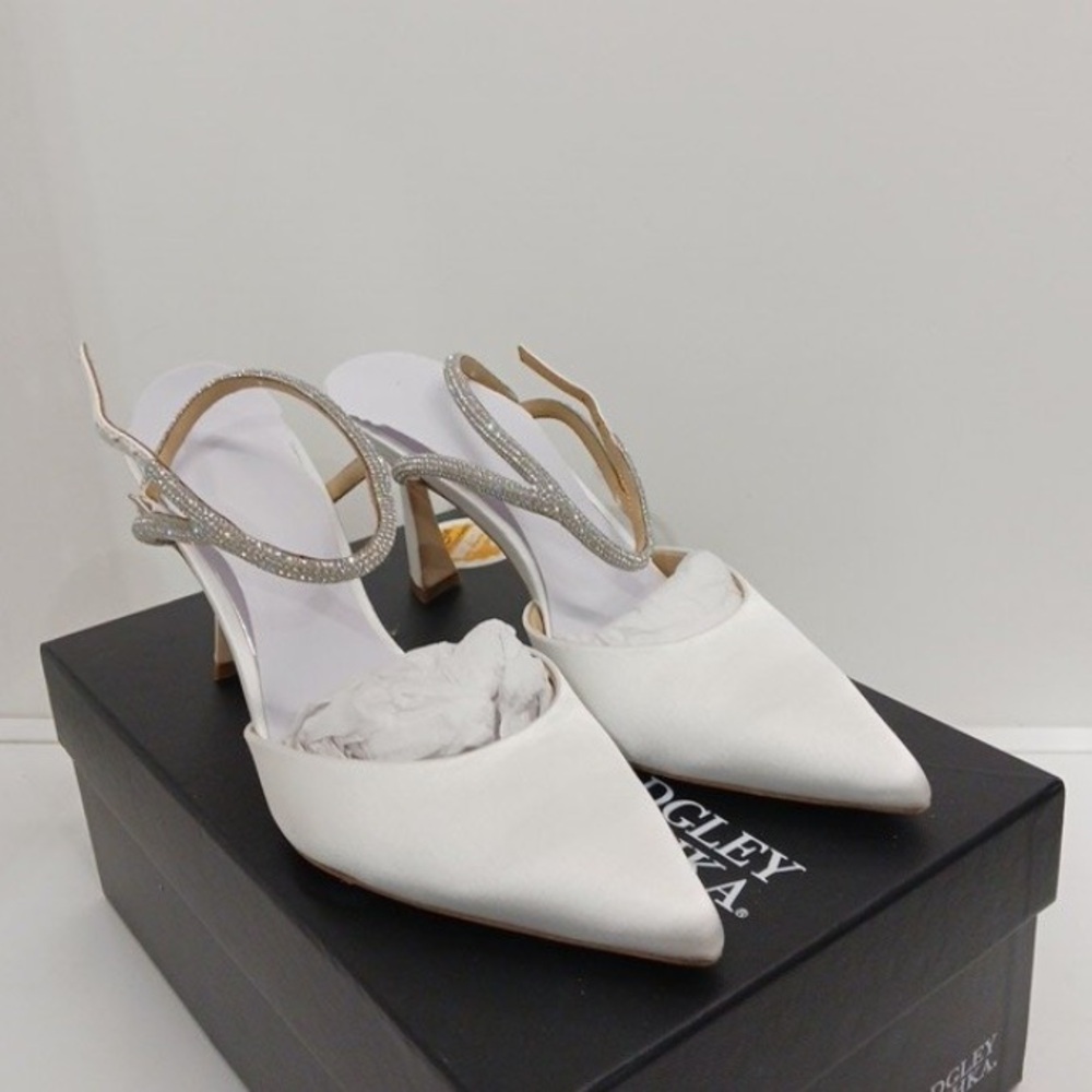 BADGLEY MISCHKA KAMILAH PUMP SANDLE